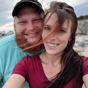 Meet your Posher, Dustin